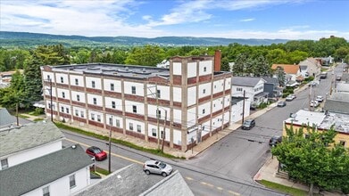 373 High St, Wilkes Barre, PA à louer Aérien– Image 1 sur 13