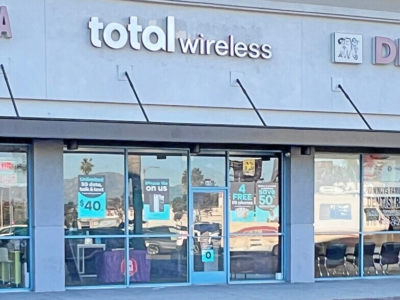 7221-7239 Van Nuys Blvd, Van Nuys, CA à louer - Photo de l’immeuble – Image 3 sur 12