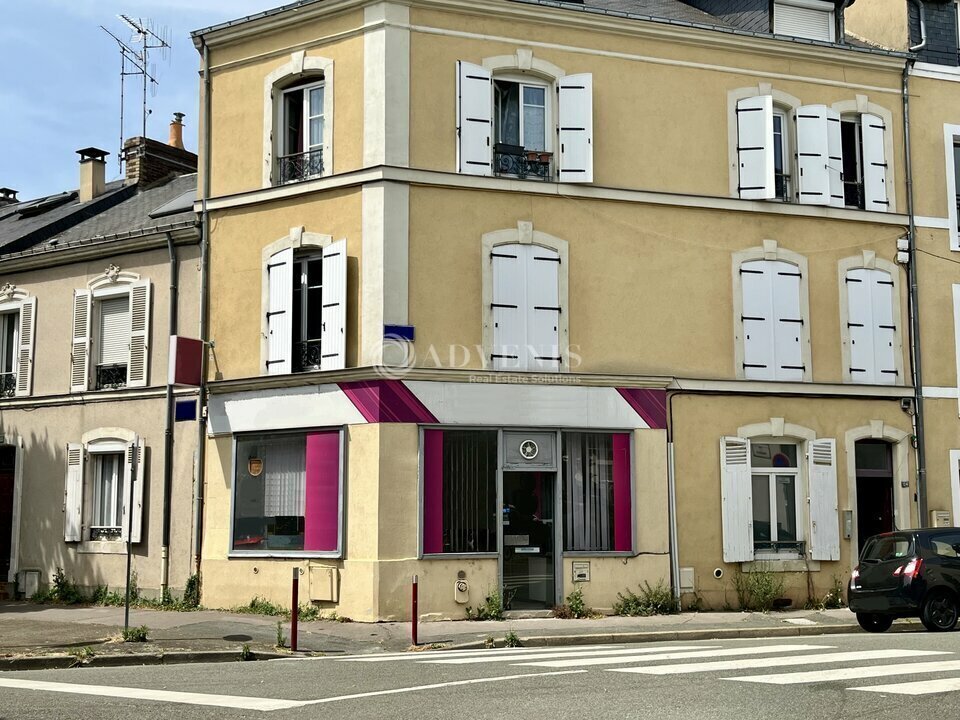 Local commercial dans Le Mans à louer Photo de l’immeuble– Image 1 sur 2