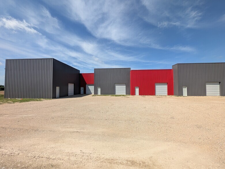 6854 Old Lorena Rd, Lorena, TX à louer - Photo de l’immeuble – Image 1 sur 8