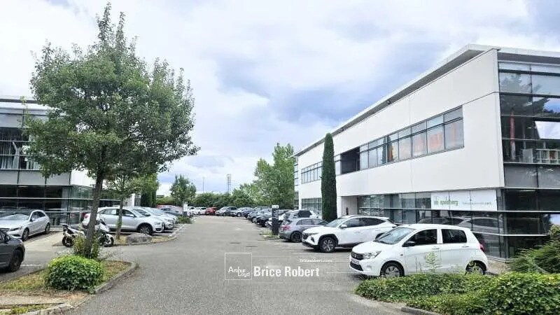 Bureau dans Dardilly à louer - Photo de l’immeuble – Image 1 sur 9