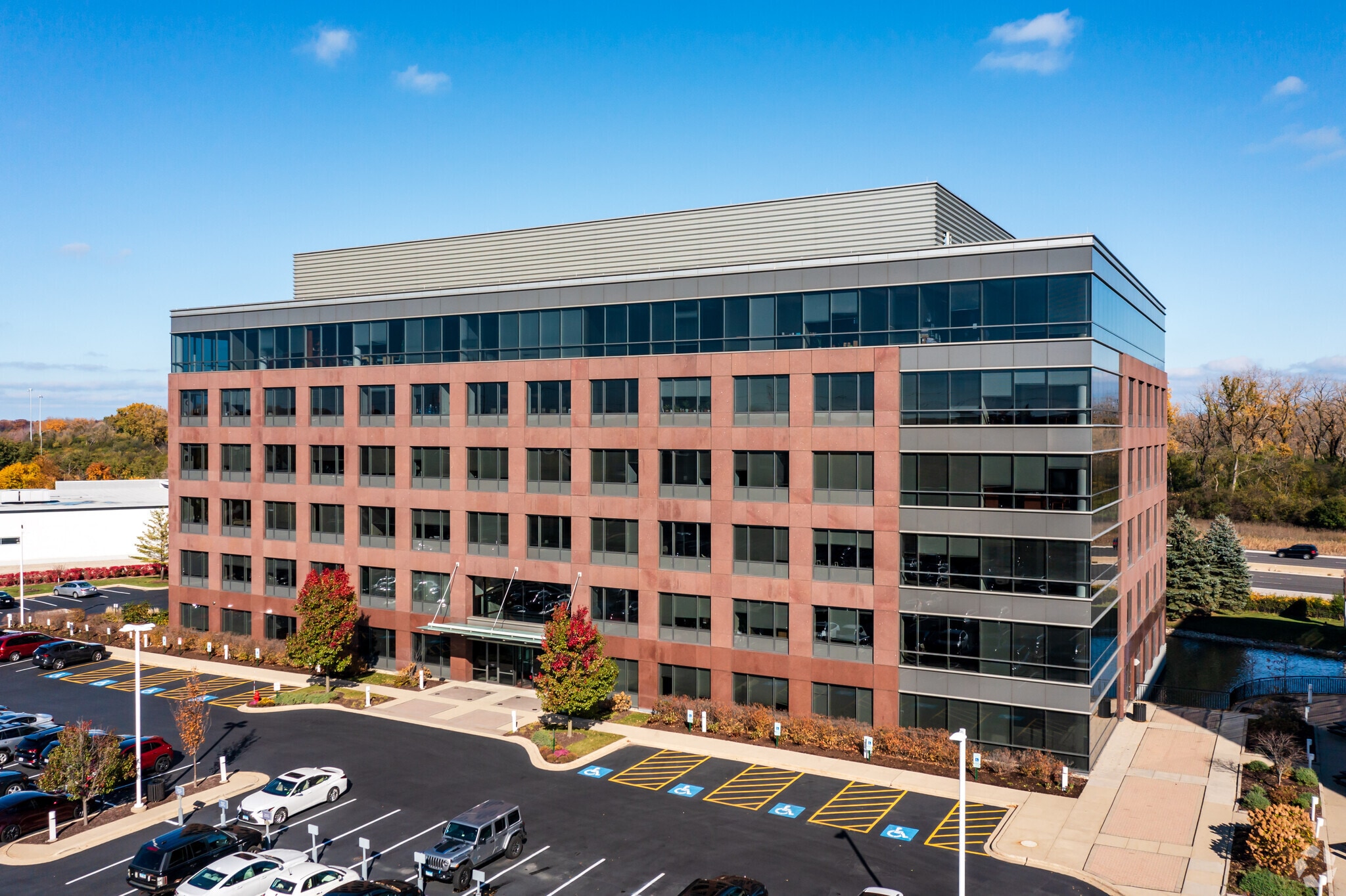 1033 Skokie Blvd, Northbrook, IL à louer Photo principale– Image 1 sur 16