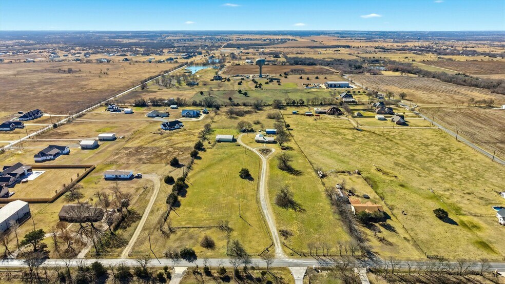 1264 McConnell Rd, Gunter, TX à vendre - Photo de l’immeuble – Image 3 sur 23