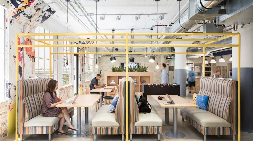 2 St Clair Av W, Toronto, ON à louer - Photo intérieure – Image 2 sur 22