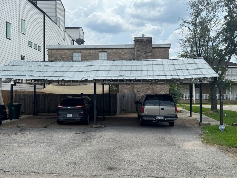 5621 Val Verde St, Houston, TX à vendre - Photo de l’immeuble – Image 3 sur 8