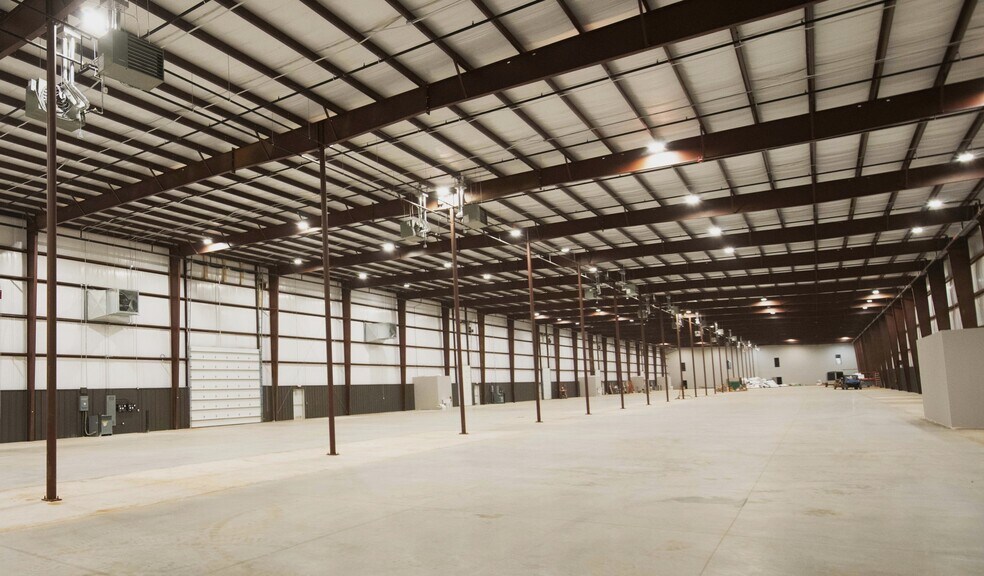 900 Athena Dr, Athens, GA à louer - Photo de l’immeuble – Image 2 sur 3
