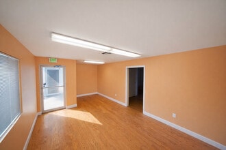 440 Tall Pines Rd, West Palm Beach, FL à louer Photo intérieure– Image 2 sur 4