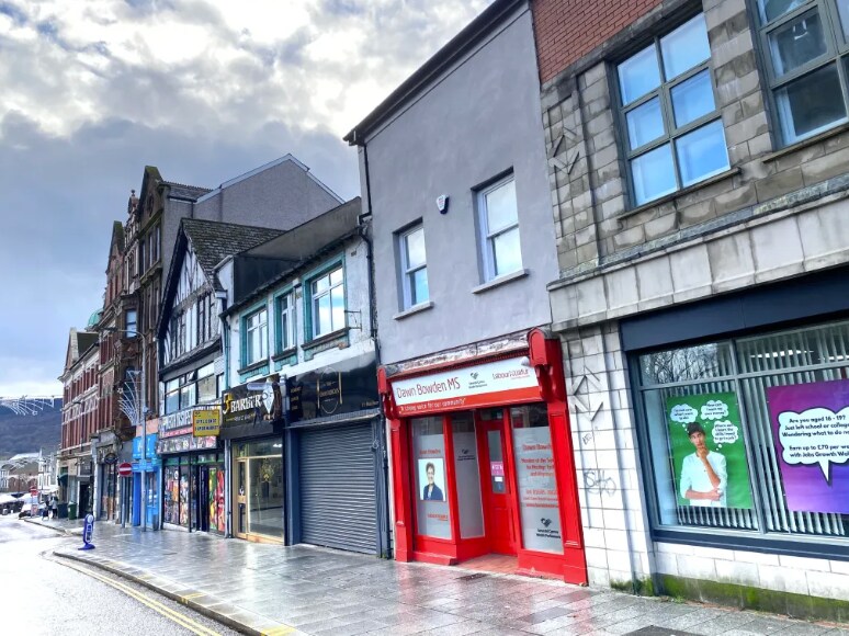 110 High St, Merthyr Tydfil à louer - Photo principale – Image 1 sur 1