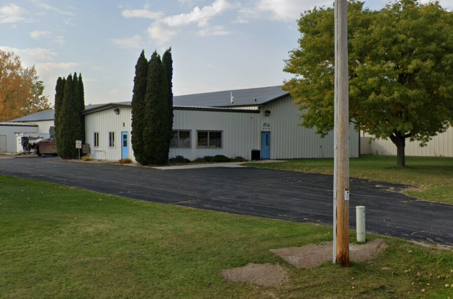 1465 Cornell Rd, Howard, WI à vendre - Photo de l’immeuble – Image 2 sur 3