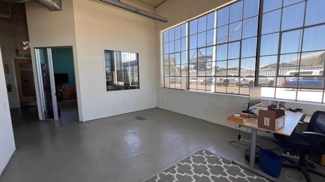 1260 Nimitz Ave, Vallejo, CA à louer - Photo de l’immeuble – Image 2 sur 21