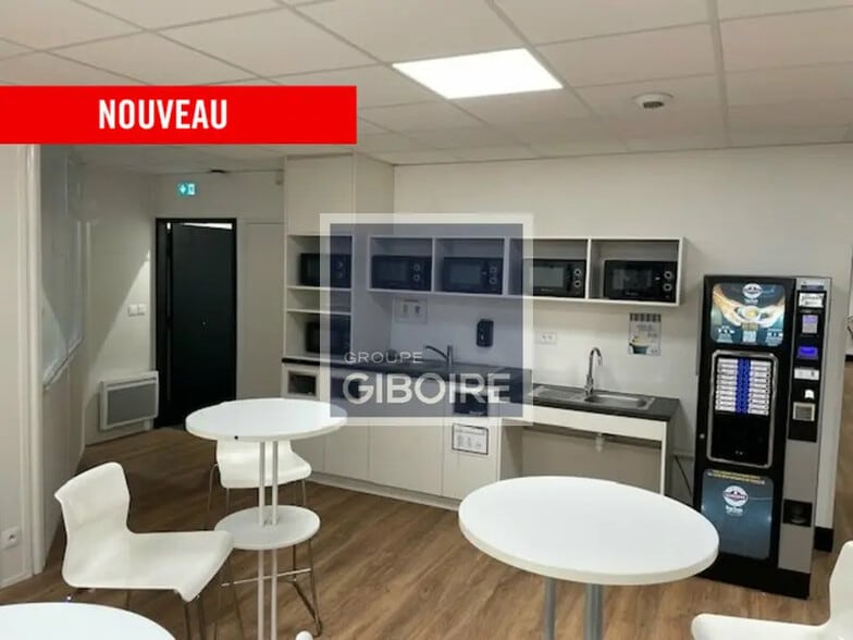 Bureau dans Cesson-Sévigné à vendre - Photo intérieure – Image 3 sur 17