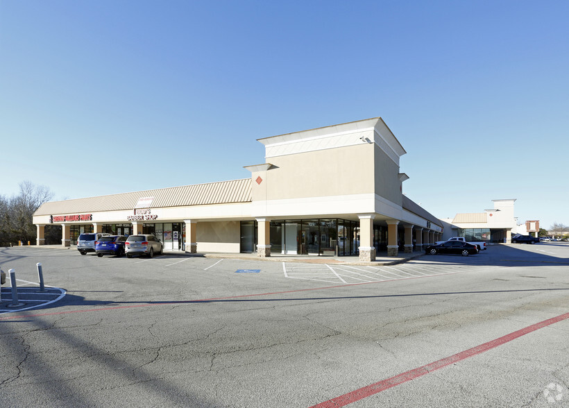 105-107 N Greenville Ave, Allen, TX à louer - Photo principale – Image 1 sur 3