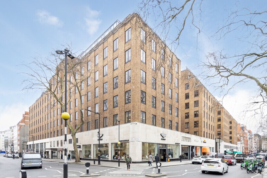 Berkeley Sq, Londres à louer - Photo principale – Image 1 sur 42