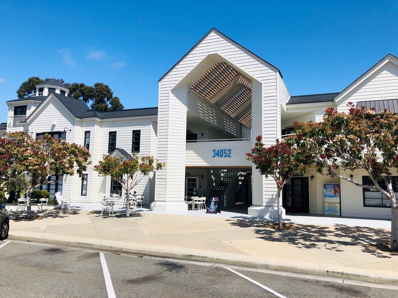 34052 La Plaza, Dana Point, CA à louer - Photo de l’immeuble – Image 1 sur 6