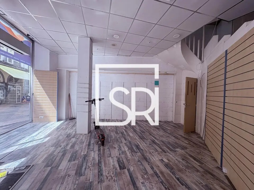 Local commercial dans Clermont-Ferrand à vendre Photo principale– Image 1 sur 21