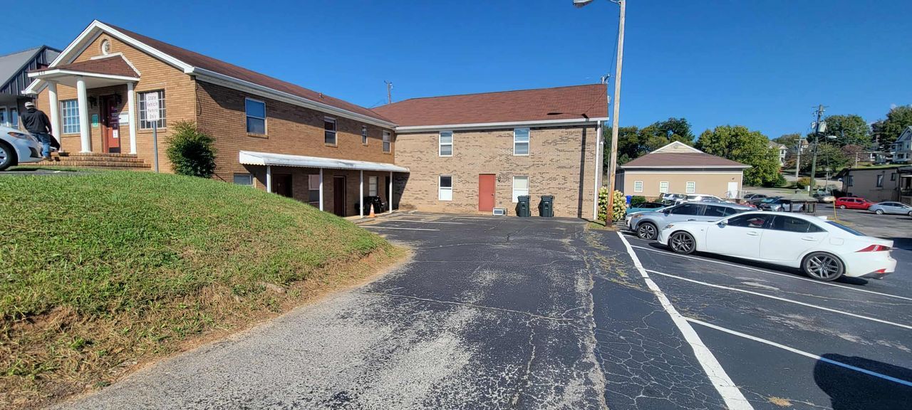 209 E Main St, Morristown, TN à louer Photo principale– Image 1 sur 7