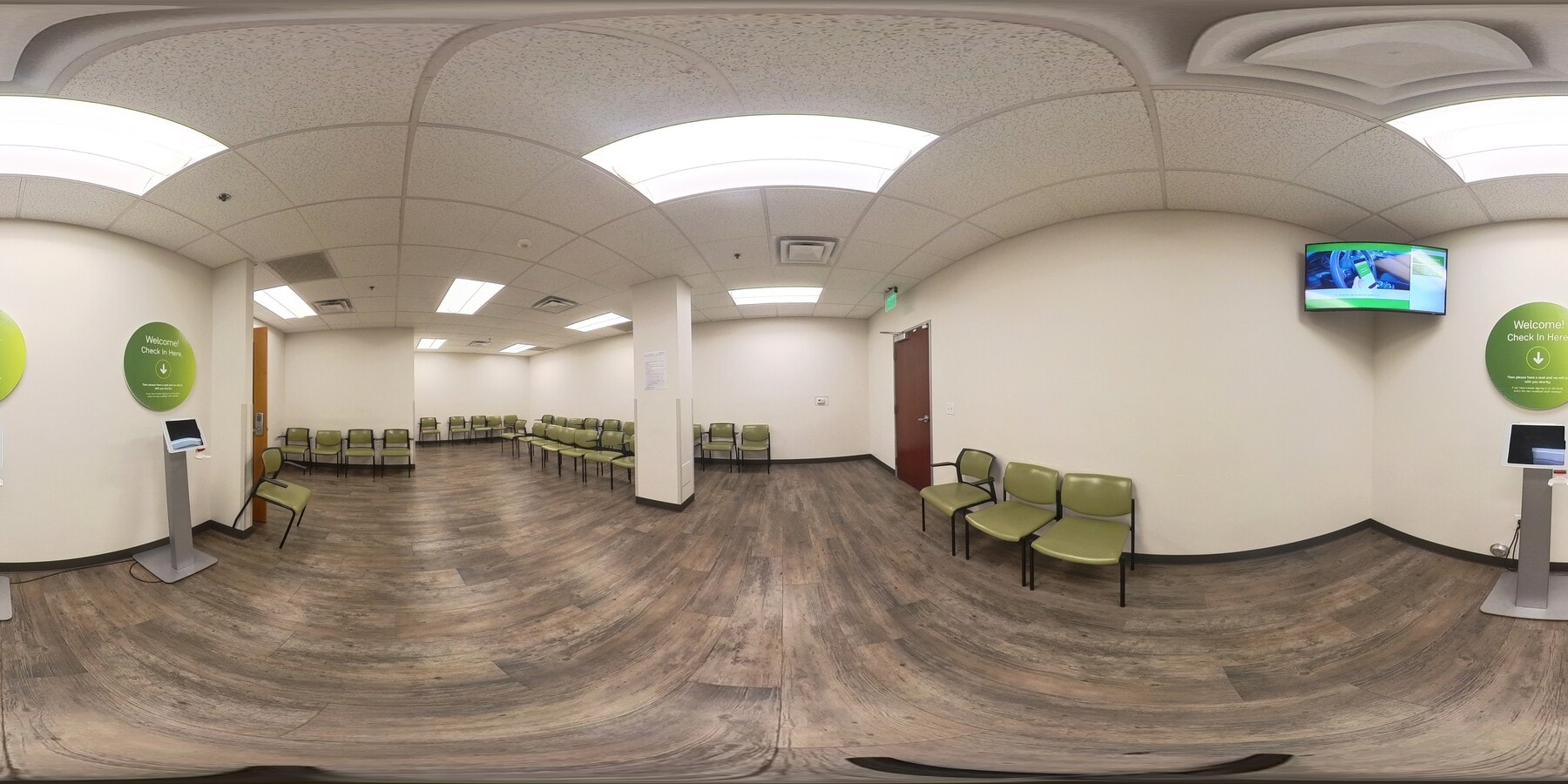 3601 Vista Way, Oceanside, CA 92056 - Lot 104 - - Photo intérieure - Image 1 of 5