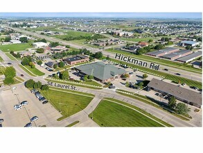 40-64 E Hickman Rd, Waukee, IA - Vue aérienne vue de carte - Image1