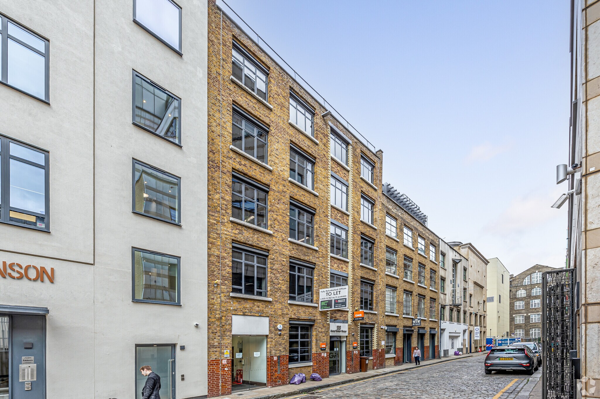22 Stephenson Way, Londres à louer Photo principale– Image 1 sur 11