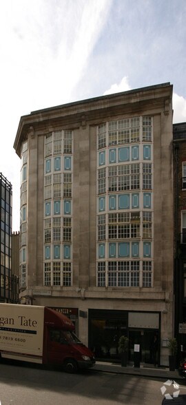39-40 Albemarle St, Londres à louer - Photo de l’immeuble – Image 2 sur 5
