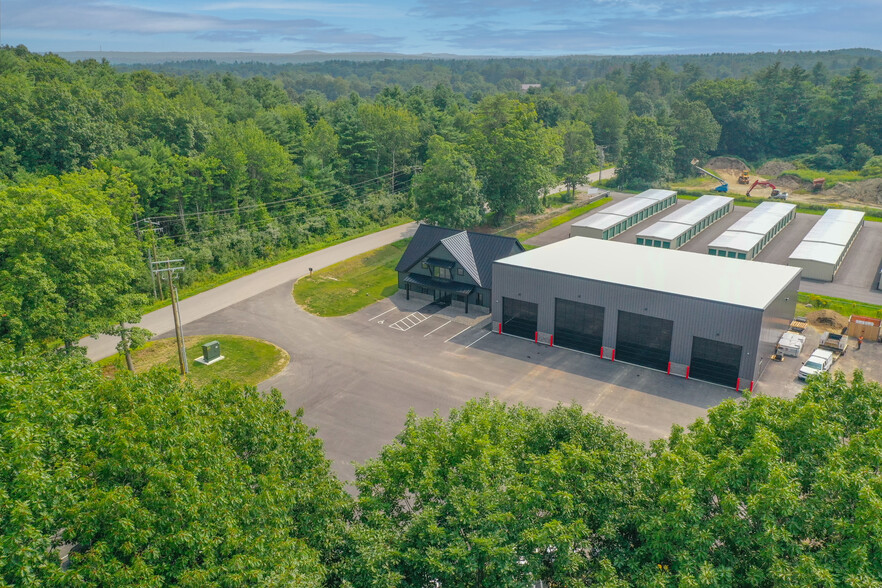 128 Greenview Dr, Rollinsford, NH à louer - Photo de l’immeuble – Image 2 sur 15