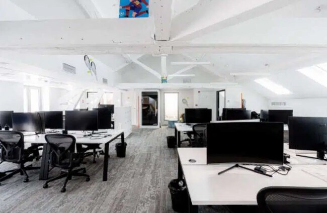 Plus de détails pour Coworking à louer