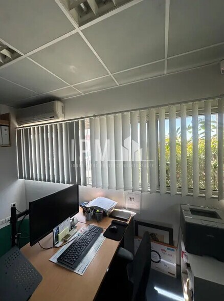 Bureau dans Cabriès à louer - Photo de l’immeuble – Image 3 sur 7