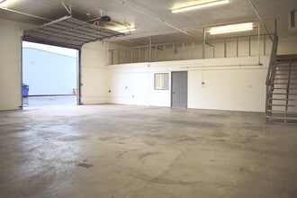 4216 W 7th Ave, Eugene, OR à louer Photo intérieure– Image 2 sur 10