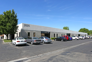 Plus de détails pour 2025 N Gateway Blvd, Fresno, CA - Local d'activités à louer