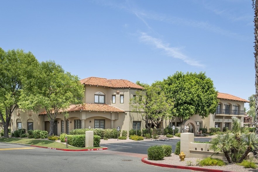 10245 E Via Linda Blvd, Scottsdale, AZ à louer - Photo de l’immeuble – Image 1 sur 2