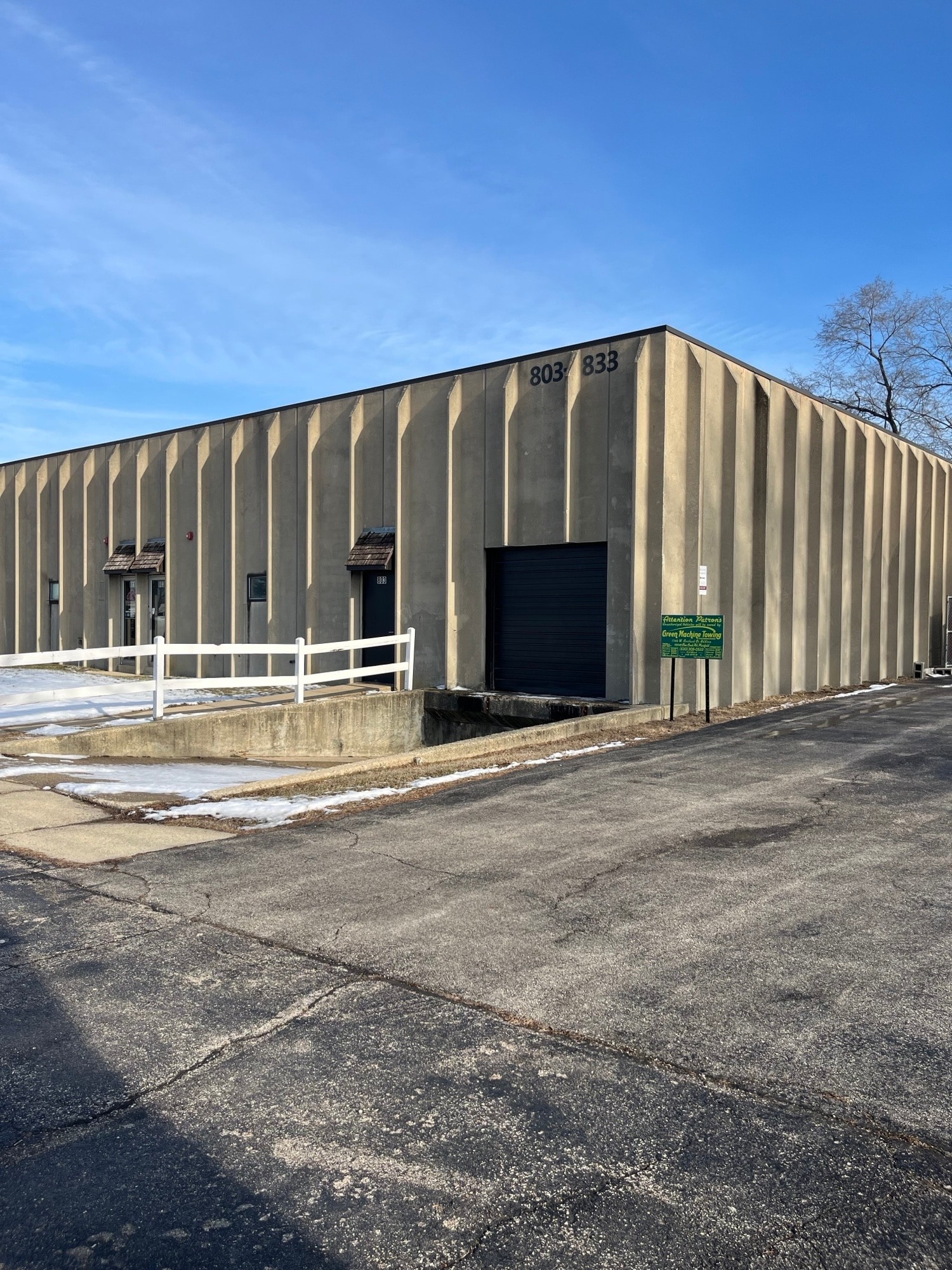 803-907 Industrial Dr, West Chicago, IL à louer Photo intérieure– Image 1 sur 11