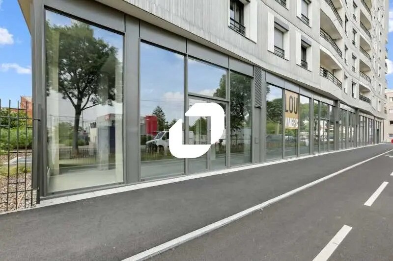 218 A Rue Léon Blum, Villeurbanne à louer - Photo de l’immeuble – Image 2 sur 7