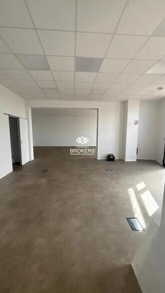 Bureau dans Le Havre à vendre - Photo intérieure – Image 3 sur 8