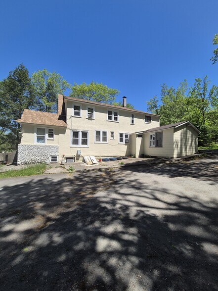 88 Laurel Ave, South Fallsburg, NY à vendre - Photo de l’immeuble – Image 3 sur 28