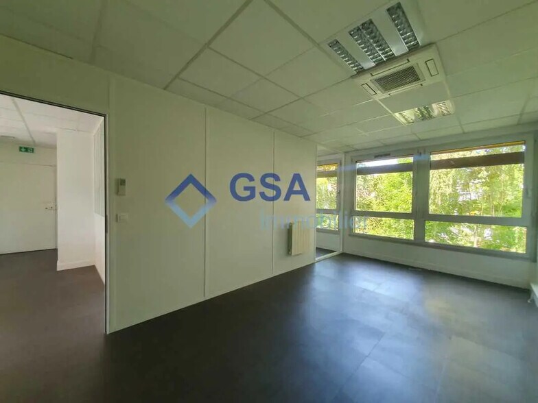 Bureau dans Épinay-sur-Orge à louer - Photo de l’immeuble – Image 3 sur 6