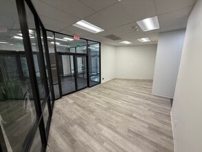 14110 N Dallas Pky, Dallas, TX à louer Photo intérieure– Image 1 sur 7