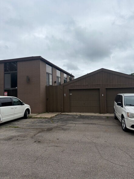 2020 Nelson Ave SE, Grand Rapids, MI à louer - Photo de l’immeuble – Image 2 sur 3