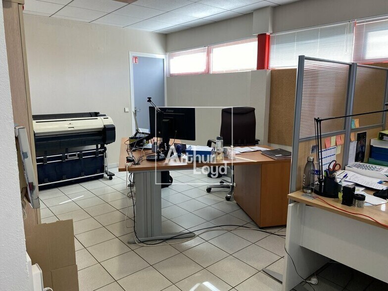 Bureau dans Brétigny-sur-Orge à louer - Photo intérieure – Image 2 sur 6