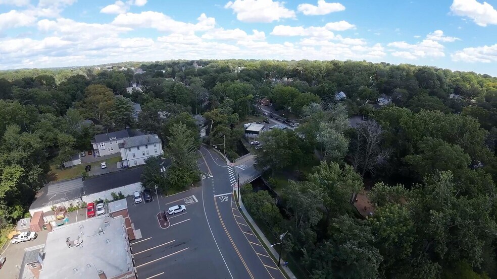 79 Dunnell Rd, Maplewood, NJ à vendre - Aérien – Image 2 sur 5