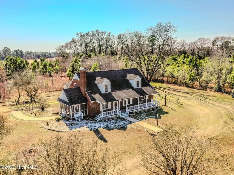 60 Callahan Rd, Orrum, NC à vendre - Photo principale – Image 1 sur 61