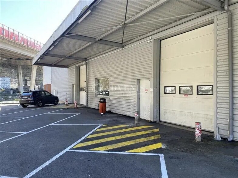 Bureau dans Arcueil à louer - Photo de l’immeuble – Image 3 sur 12