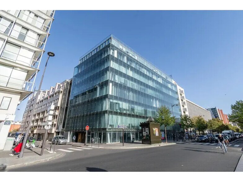 2-8 Rue Gaston Rébuffat, Paris à louer - Photo de l’immeuble – Image 1 sur 15