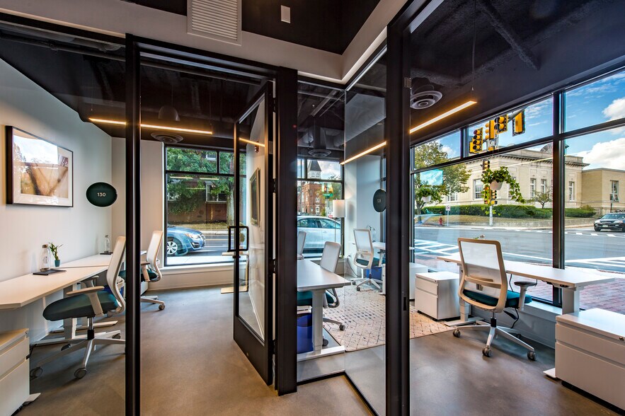 104 Washington St, Dover, NH à louer - Photo intérieure – Image 3 sur 14