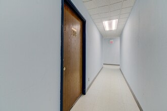 3801 McKelvey Rd, Bridgeton, MO à louer Photo intérieure– Image 1 sur 9