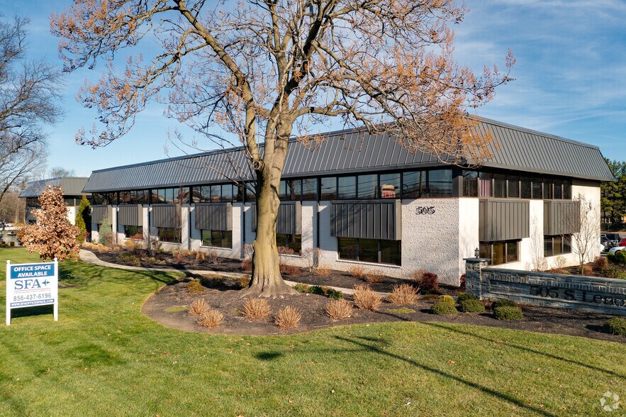 505 S Lenola Rd, Moorestown, NJ à louer - Photo de l’immeuble – Image 1 sur 7