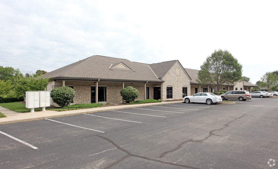 5910 Wilcox Pl, Dublin, OH à louer - Photo de l’immeuble – Image 1 sur 8