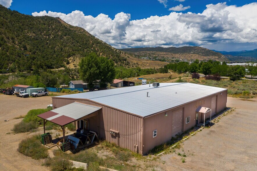 1163 Dominguez Dr, Durango, CO à vendre - Photo de l’immeuble – Image 3 sur 7