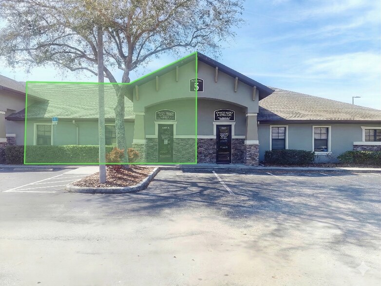1815-1823 Health Care Dr, New Port Richey, FL à louer - Photo de l’immeuble – Image 1 sur 1