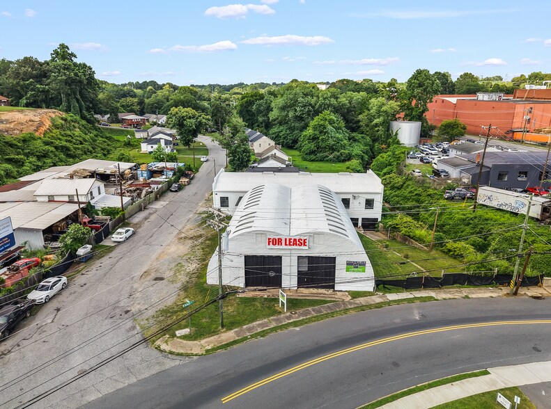 1004 Rundell St, Winston-Salem, NC à louer - Photo de l’immeuble – Image 2 sur 14