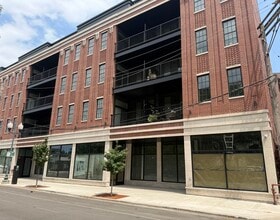3914 N Lincoln Ave, Chicago, IL à louer Photo intérieure– Image 1 sur 2